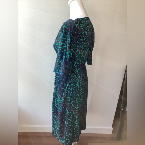 Sold consignment BCBG MaxAzria Green and Black Leopard Dress Women’s Size Small - Picture 4 of 5